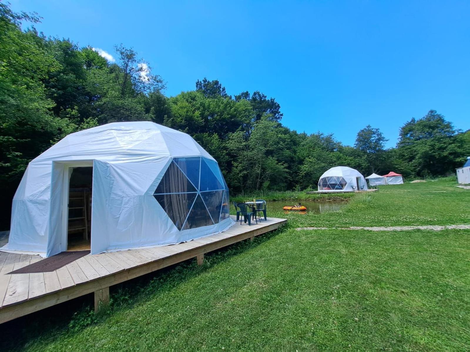Forest Glamping Braşov Extérieur photo